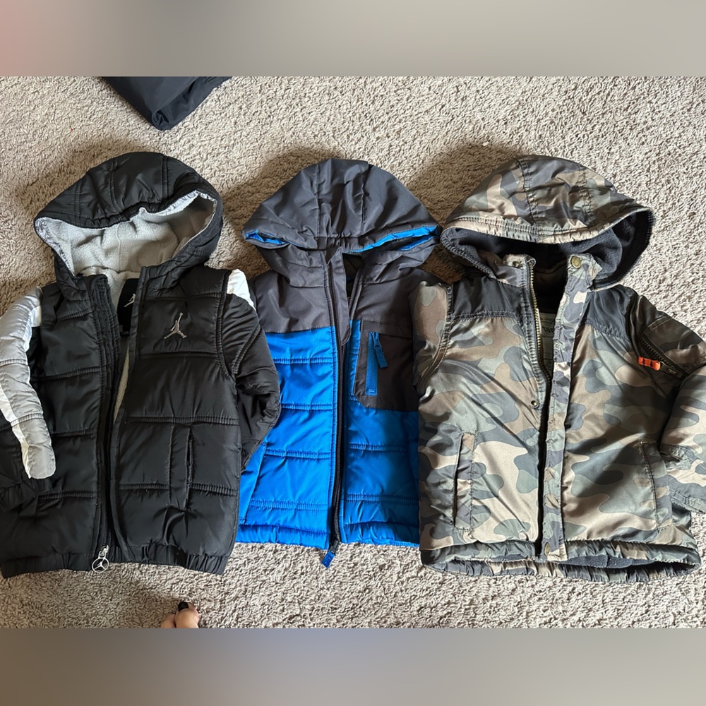 3 boys puffer/snow jackets